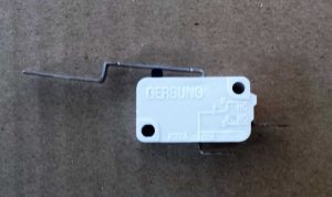 4507K44031 INTERRUPTOR PUERTA DAEWOO