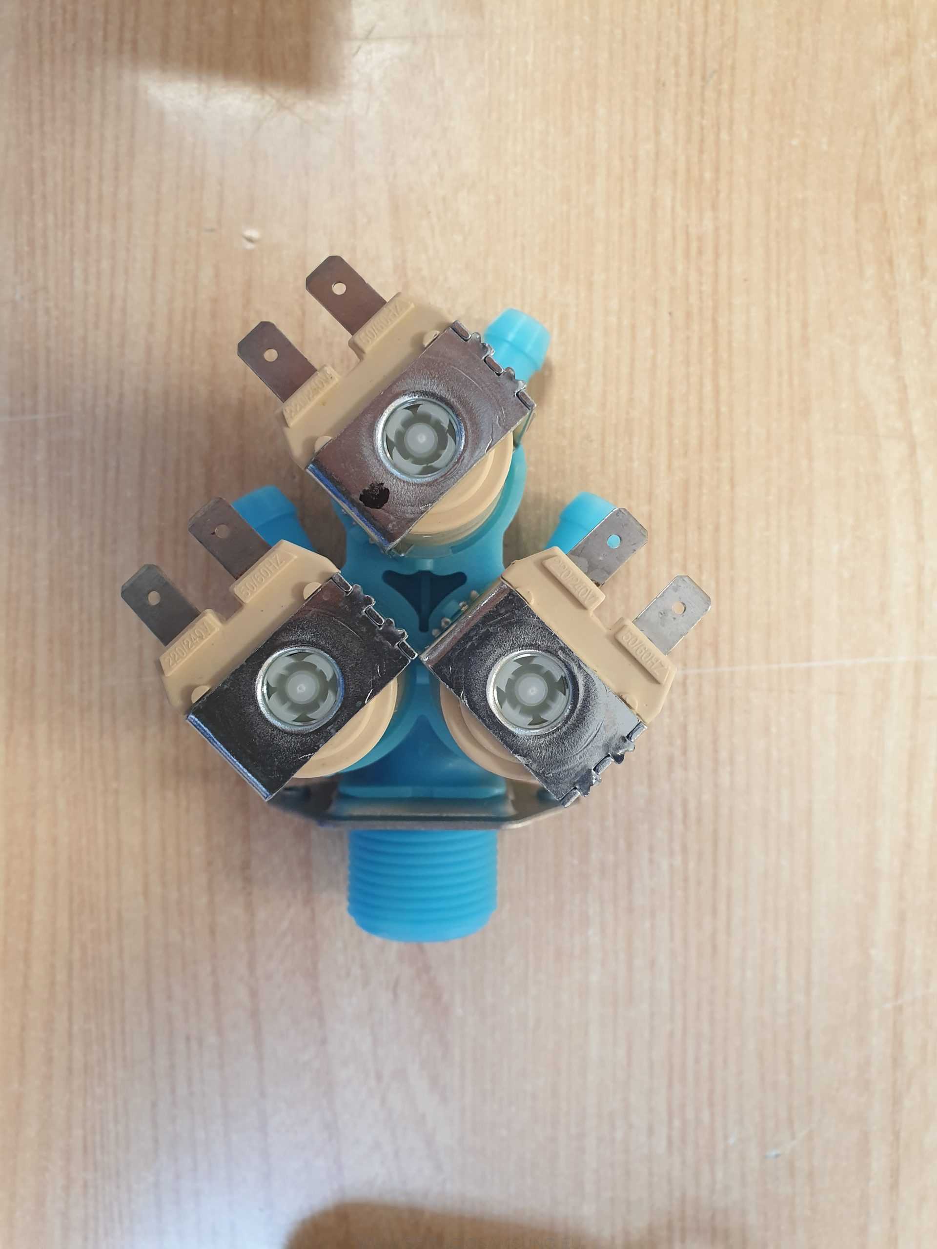 DC62-00233D CONJUNTO VÁLVULAS DE ENTRADA DE AGUA LAVADORA SAMSUNG