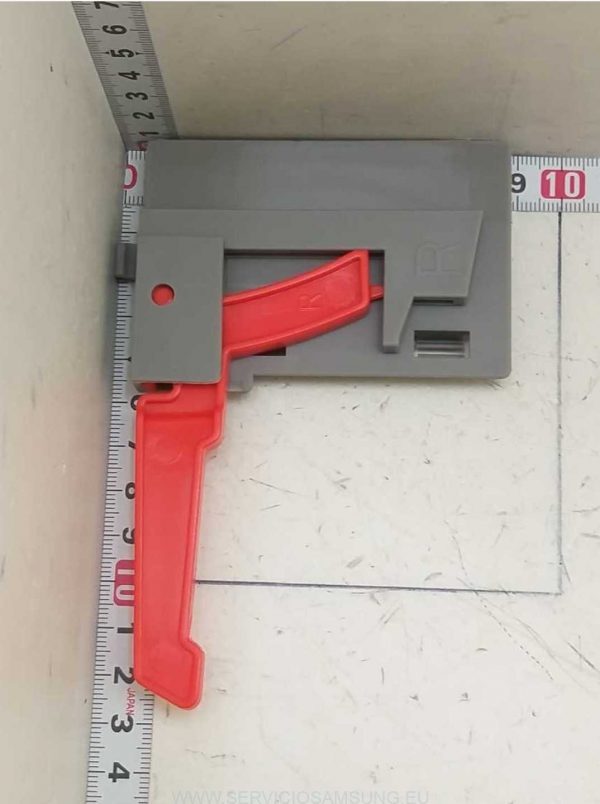 DD82-01720B