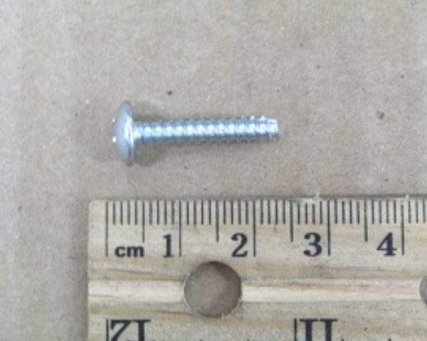 6002-000524 TORNILLO ROSCA CHAPA