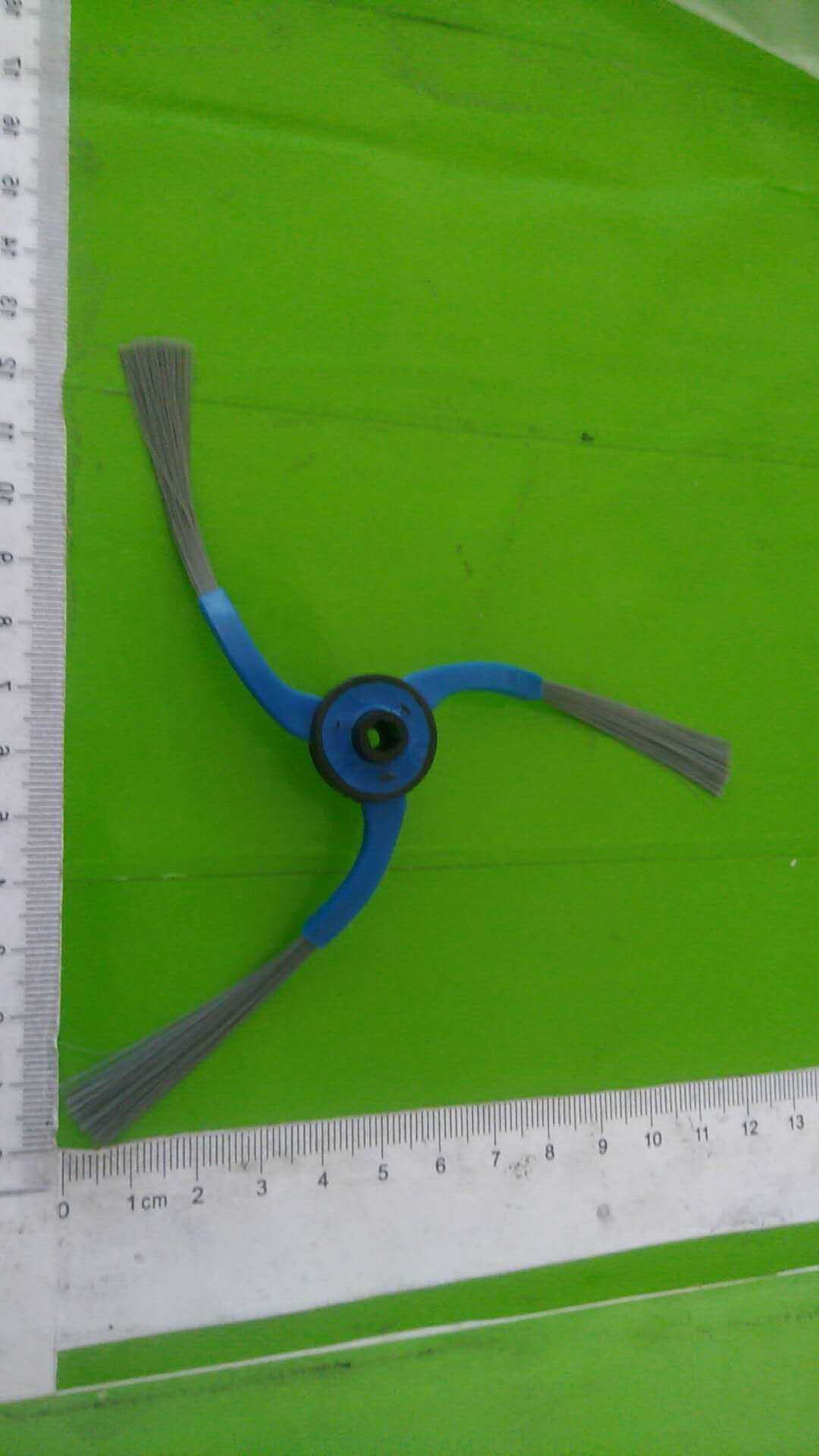 DJ97-01329C CEPILLO GIRATORIO IZQUIERDO NAVIBOT SAMSUNG