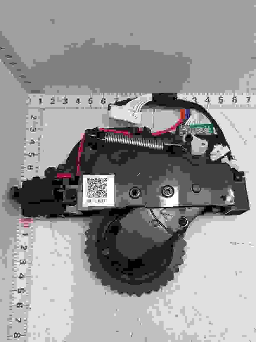 DJ97-02982A RUEDA DERECHA TRACCION NAVIBOT SAMSUNG