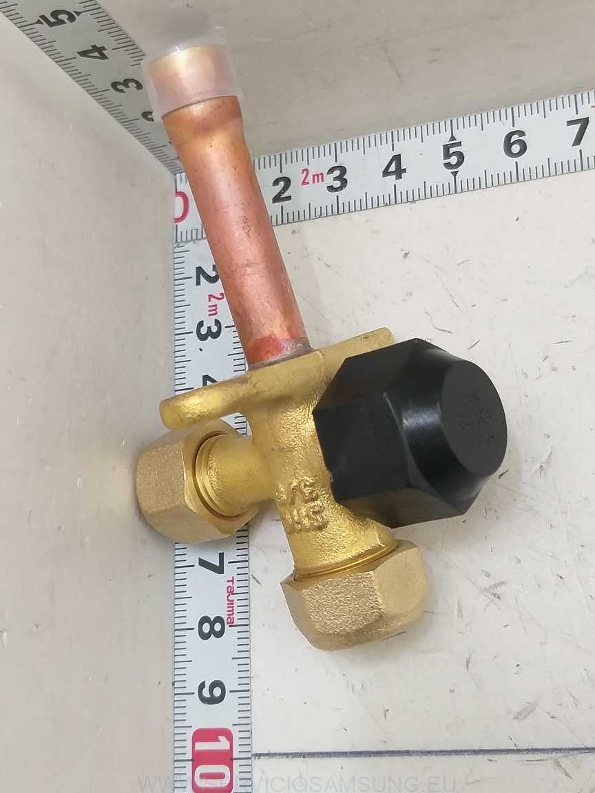 DB81-05133A VALVULA DE SERVICIO 3/8 AIRE ACONDICIONADO SAMSUNG
